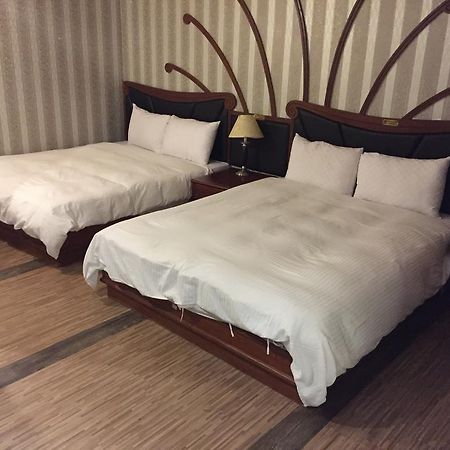 Bazhong Sentosa Hotel Kaohsiung Buitenkant foto