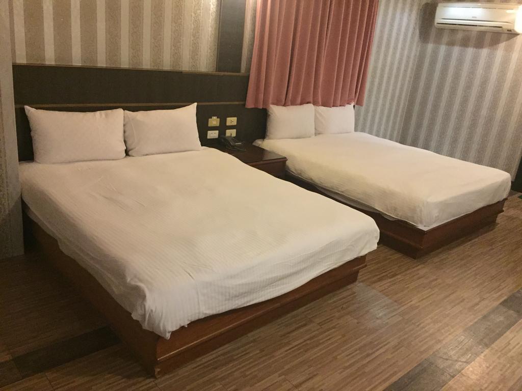 Bazhong Sentosa Hotel Kaohsiung Buitenkant foto