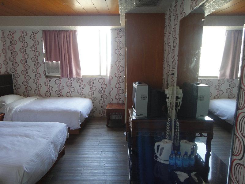 Bazhong Sentosa Hotel Kaohsiung Buitenkant foto
