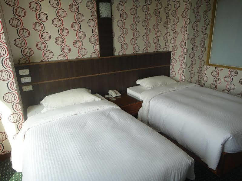 Bazhong Sentosa Hotel Kaohsiung Buitenkant foto
